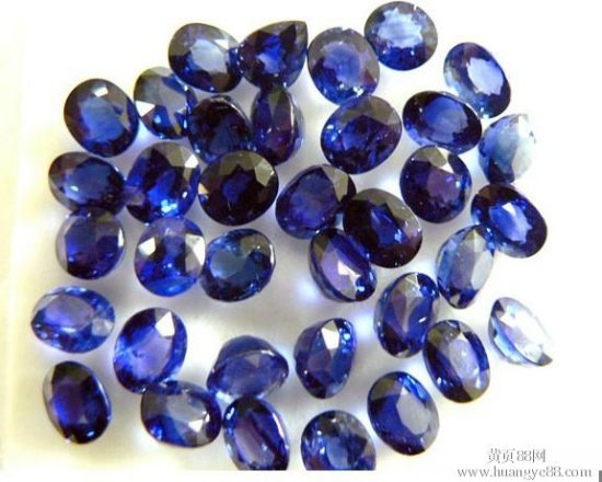 �{��ʯ���